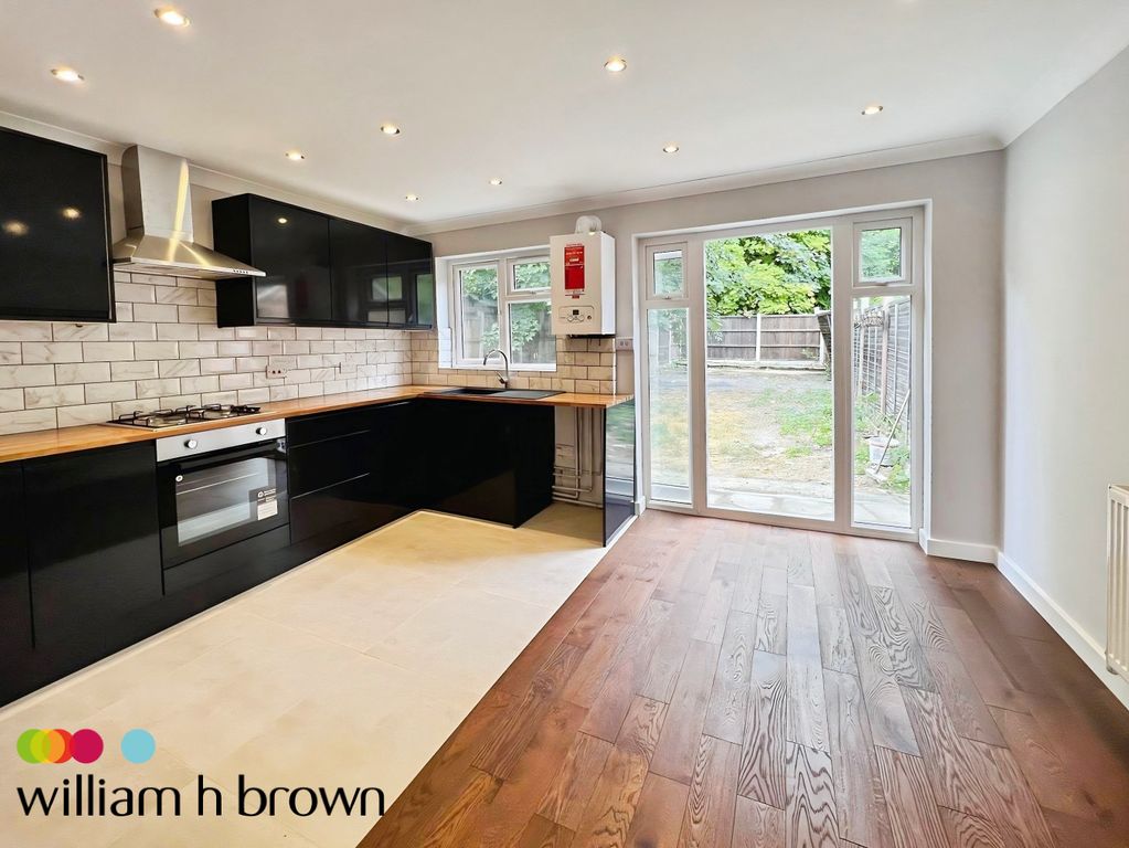 Property photo 1 of 18 Image