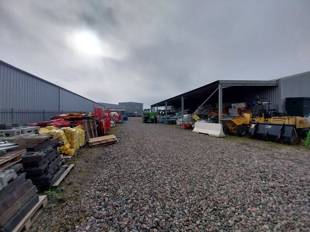 Property photo 3 of 10 Photo 3