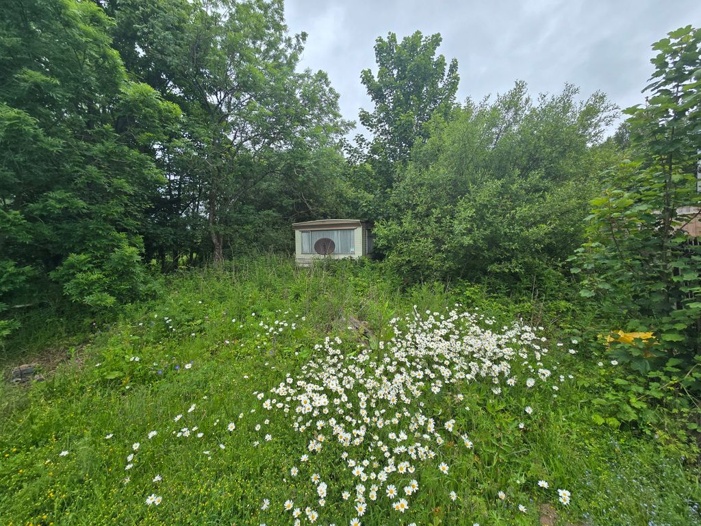 Property photo 1 of 7 1