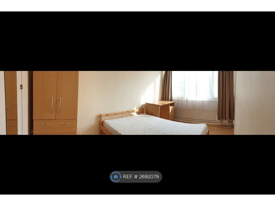 Property photo 1 of 10 Bedroom