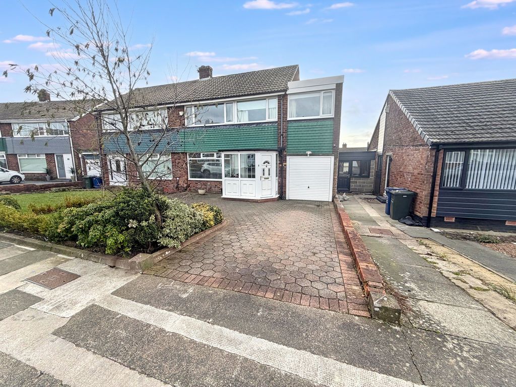 Property photo 2 of 15 Photo 14