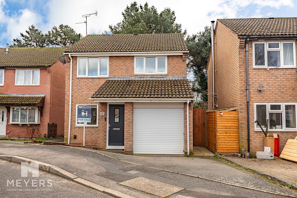 Property photo 3 of 12