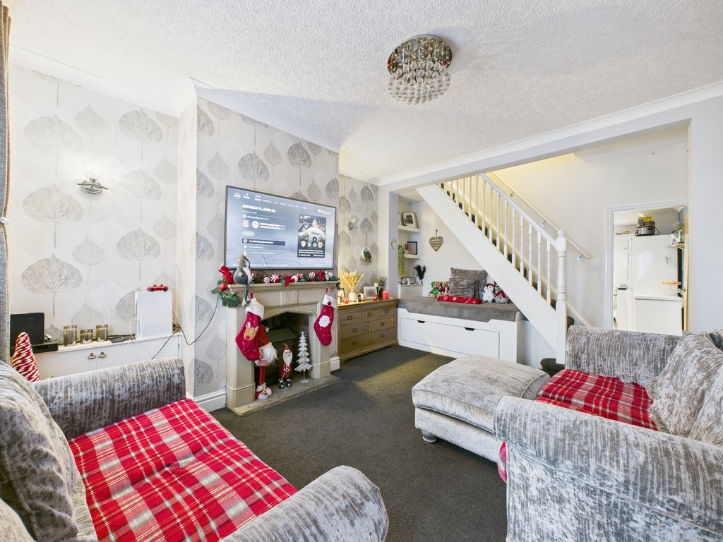 Property photo 2 of 21