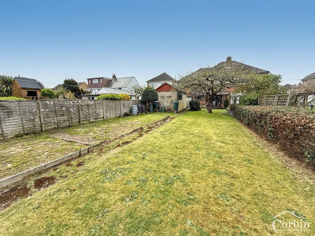 Property photo 2 of 23