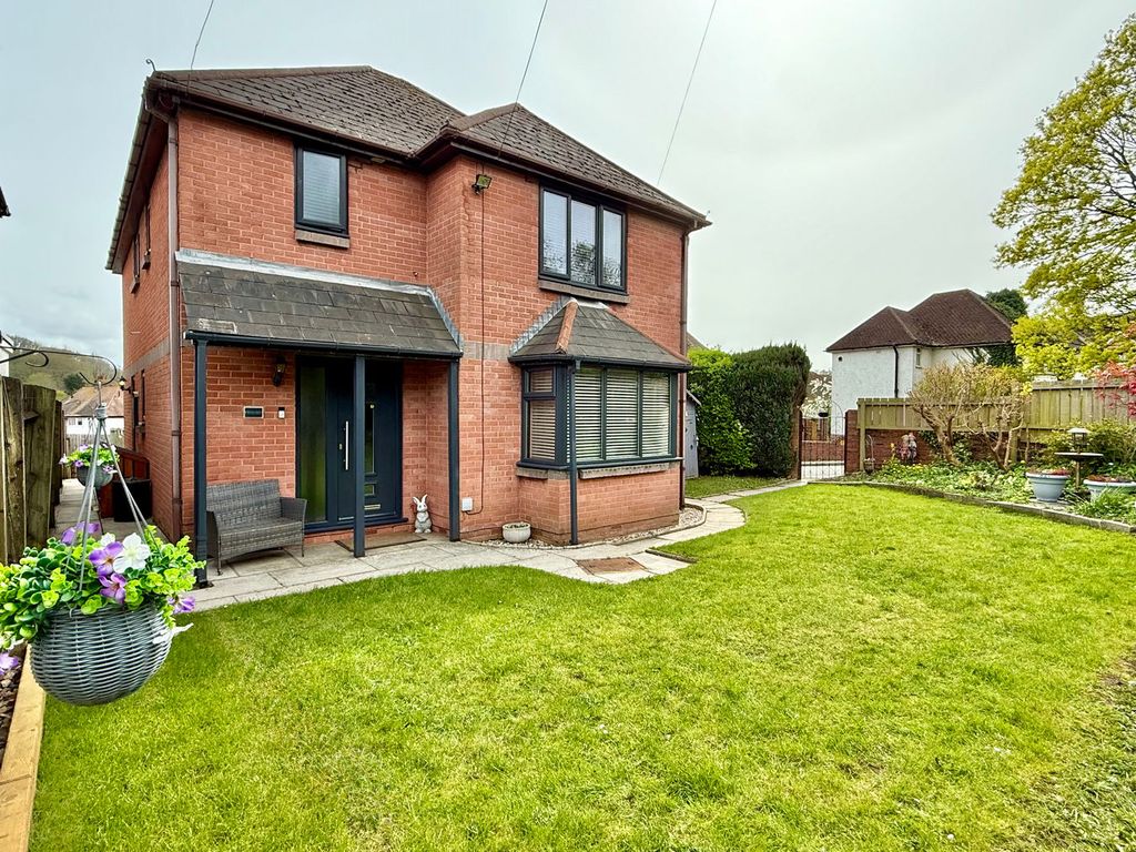 Property photo 1 of 22