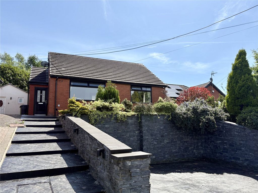 Property photo 1 of 27 Front External