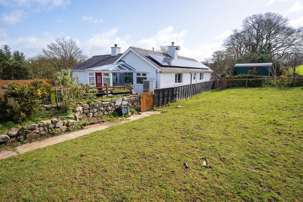 Property photo 1 of 34