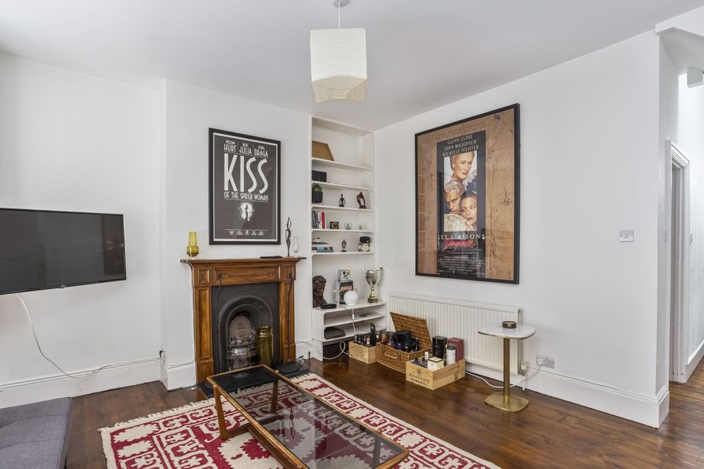 Property photo 3 of 15 72487_Flat-B 09