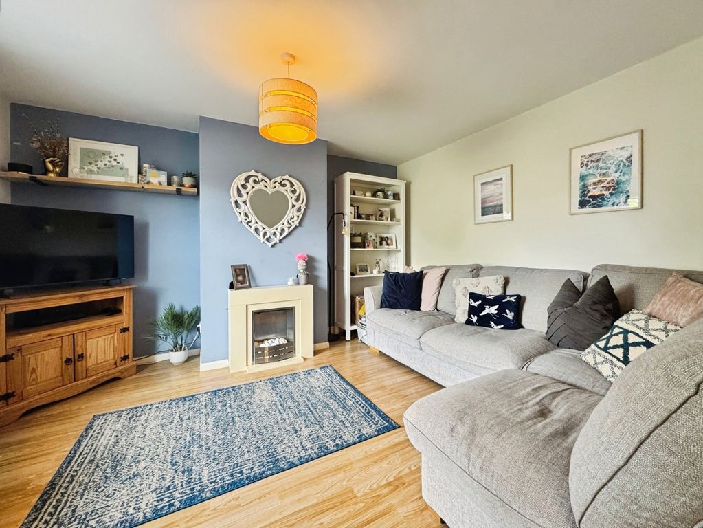 Property photo 3 of 28 Pbox-Img.Jpg