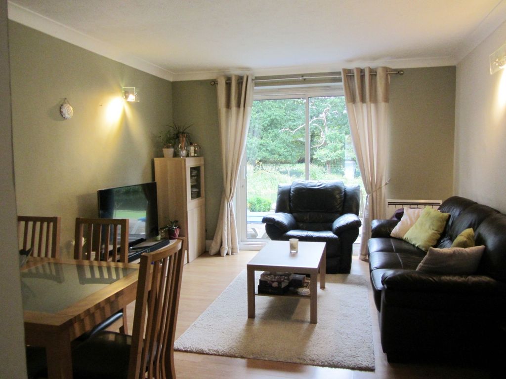 Property photo 3 of 14