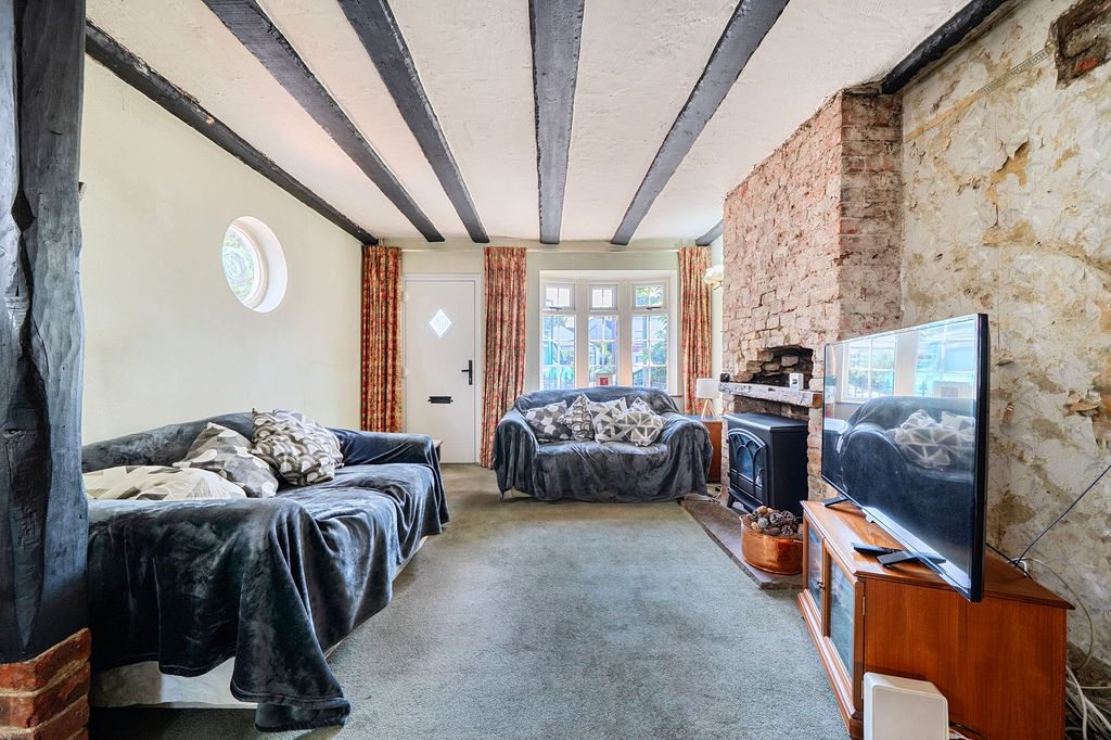 Property photo 3 of 16