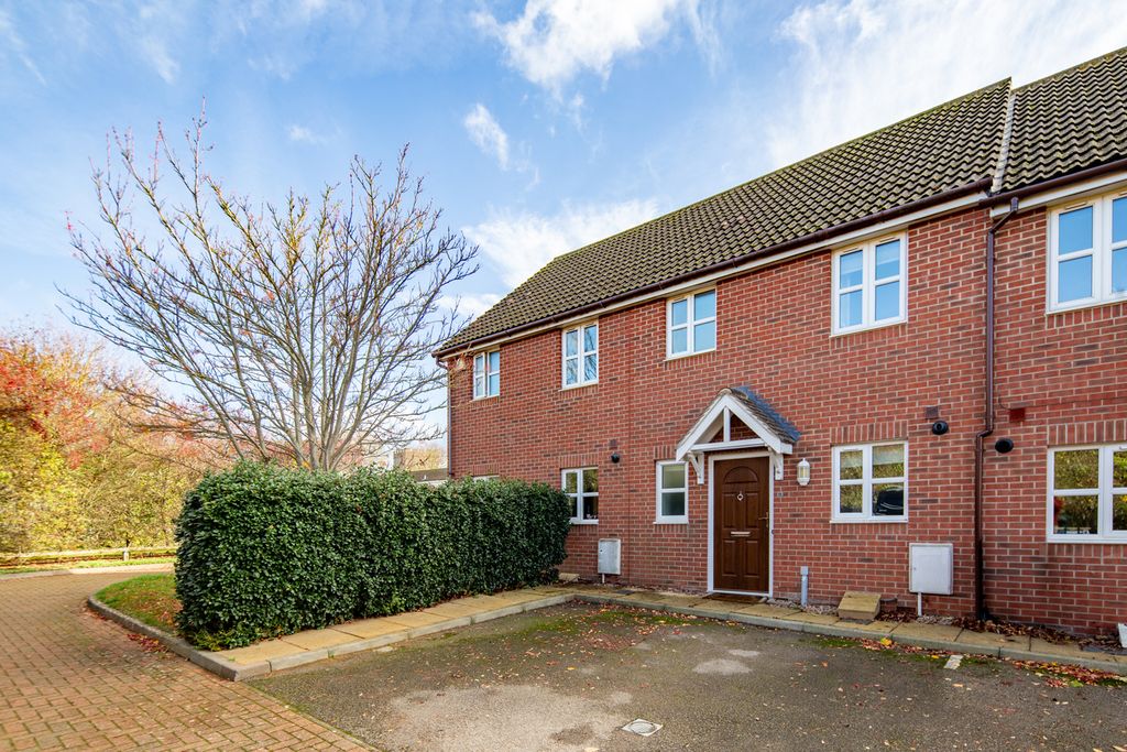 Property photo 1 of 21 Front