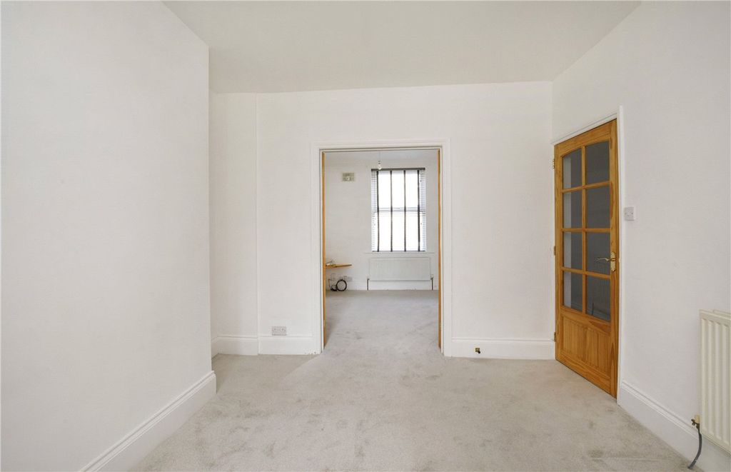 Property photo 3 of 14 Picture No. 14