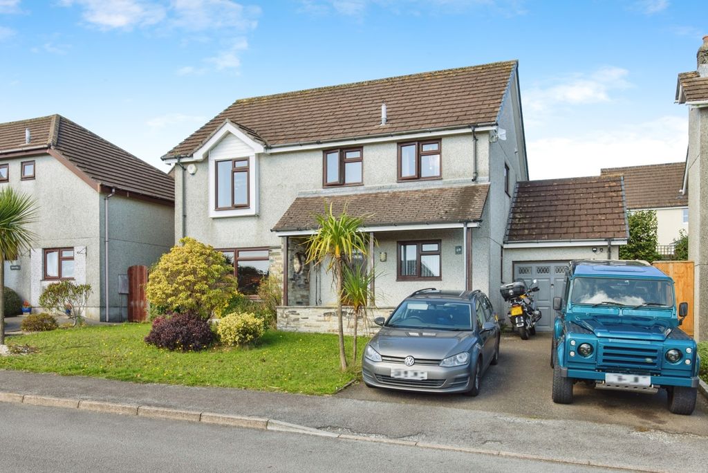 Property photo 1 of 18 Front