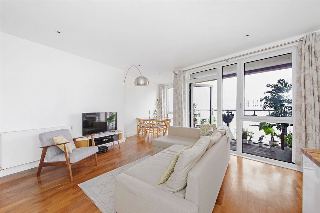 Property photo 2 of 9 Picture No. 10