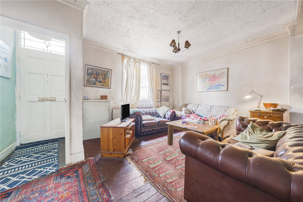 Property photo 2 of 10 Picture No. 03
