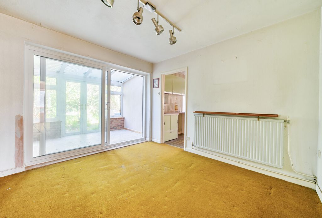Property photo 3 of 12 1448511-11-69F1d2...