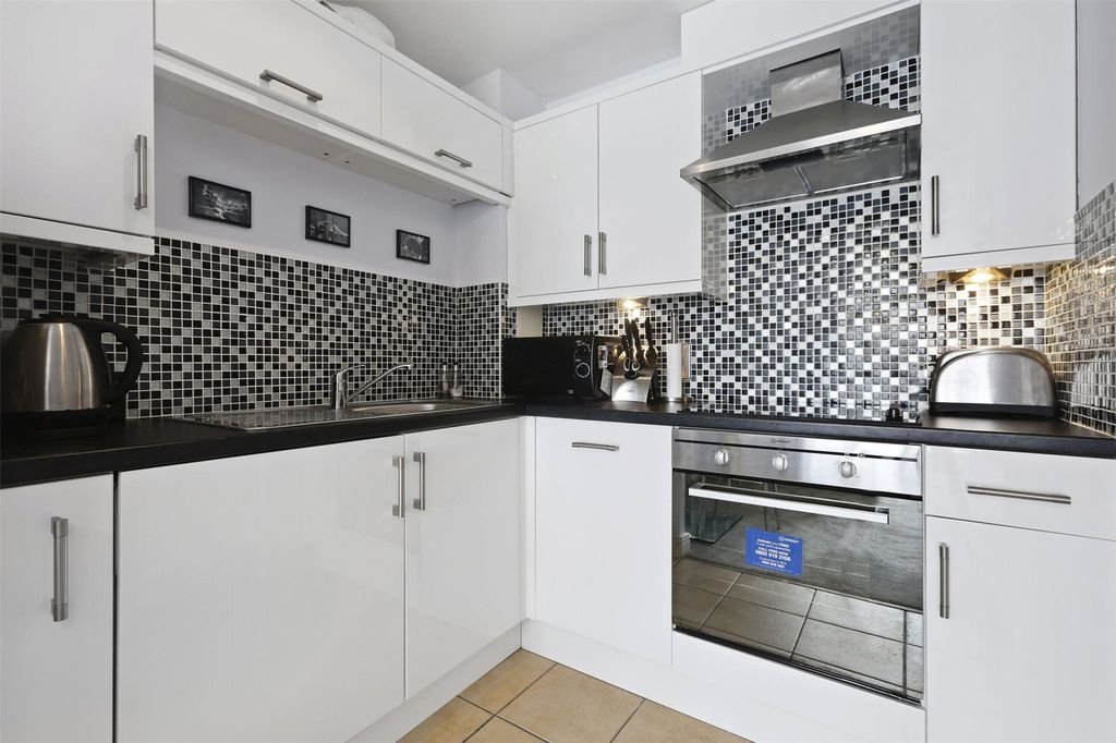 Property photo 2 of 10 Picture No. 09