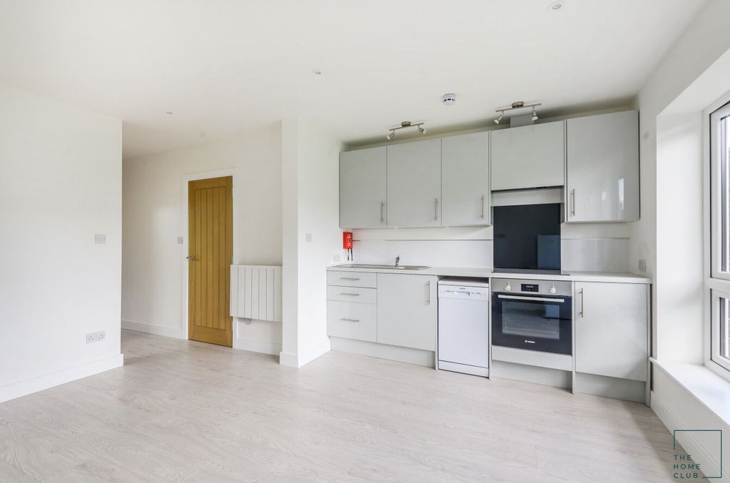 Property photo 3 of 12 Img_408_27_Original.Jpg