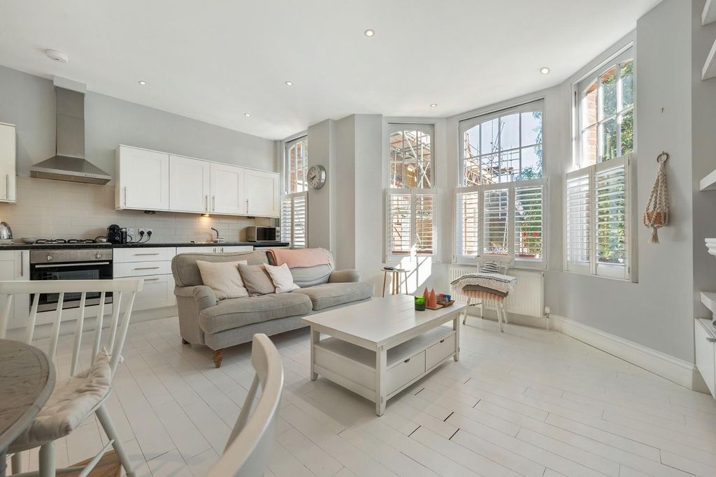 Property photo 2 of 10 Reception (2).Jpg