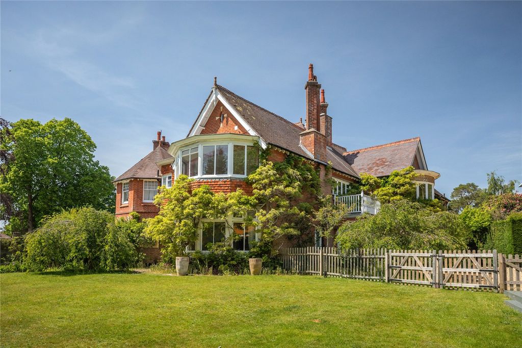 Property photo 2 of 39 2