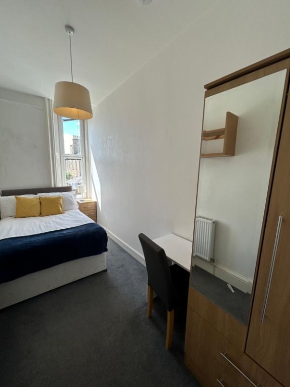 Property photo 3 of 11 Photo 3