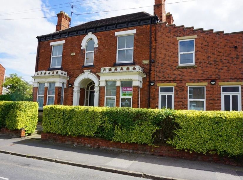 Property photo 1 of 12