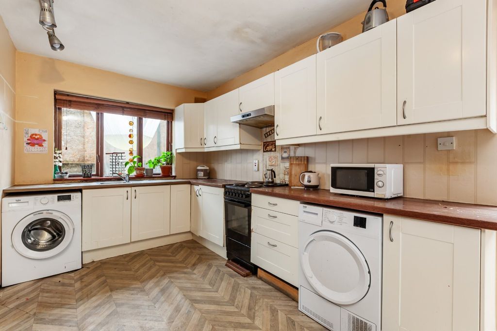 Property photo 3 of 6 Picture No. 03