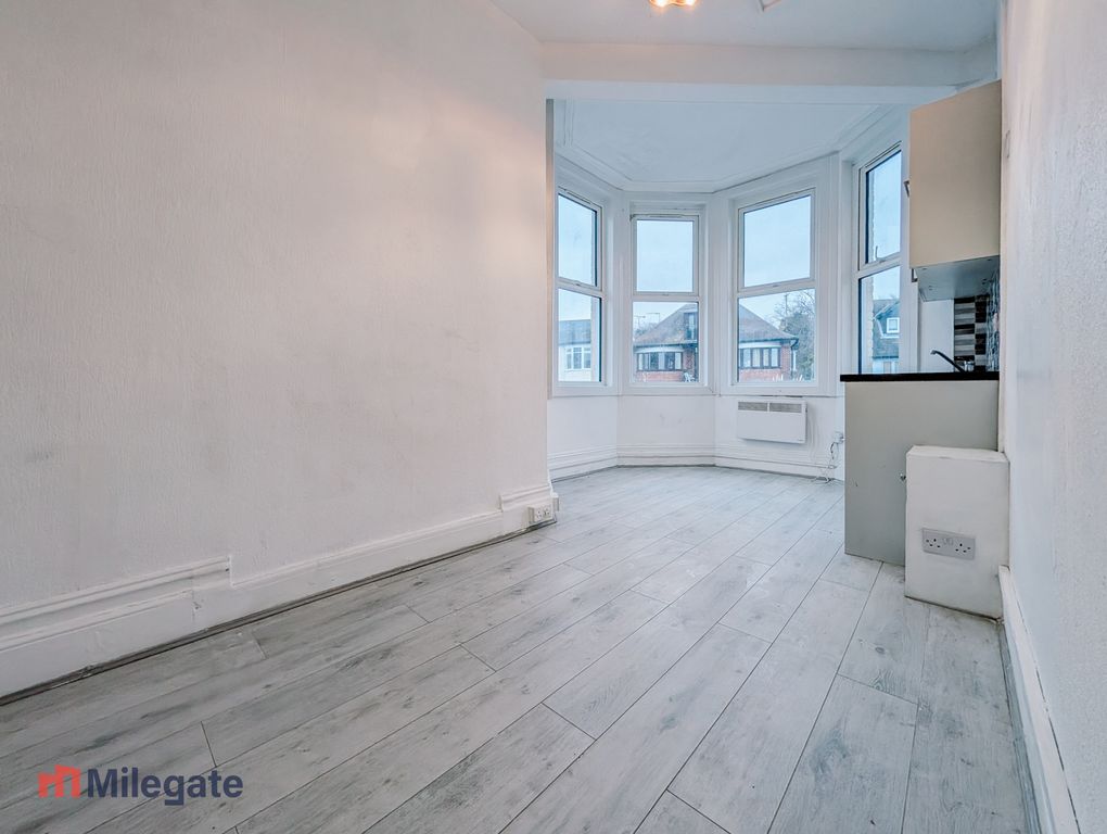 Property photo 1 of 6 Photo 1