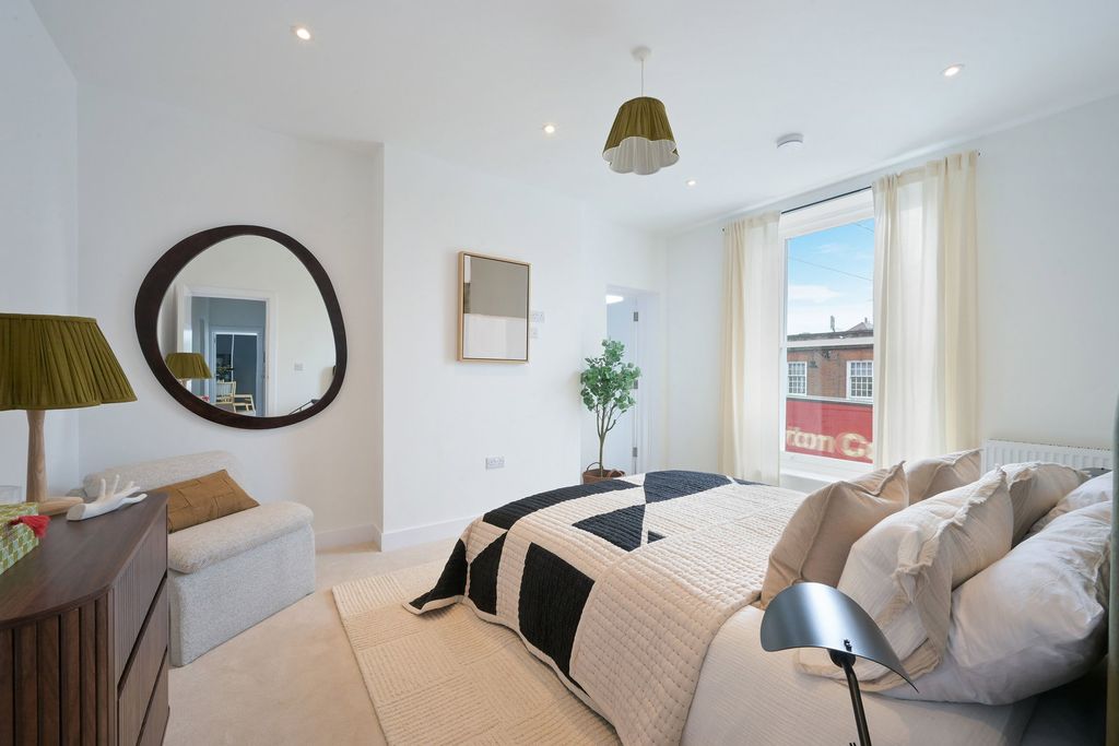 Additional image 7 of 2 bed flat for saleMadison House, Church Street, Reigate RH2