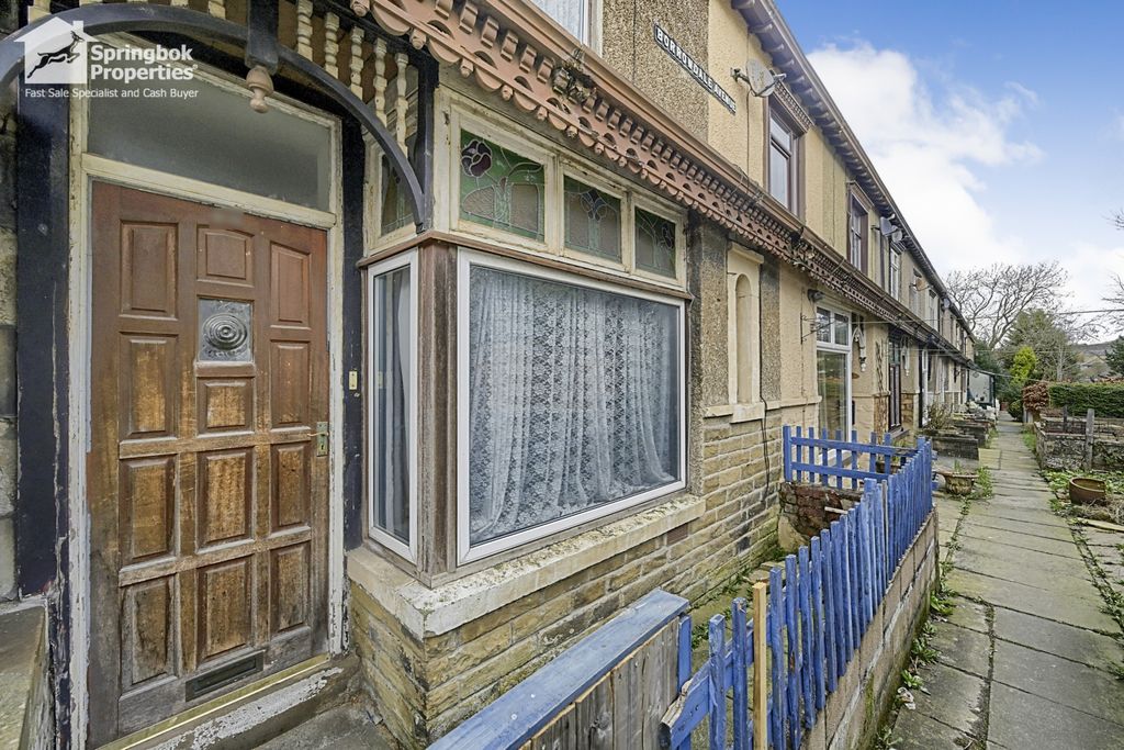 Property photo 1 of 12 Front View