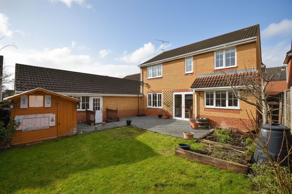 Property photo 3 of 16