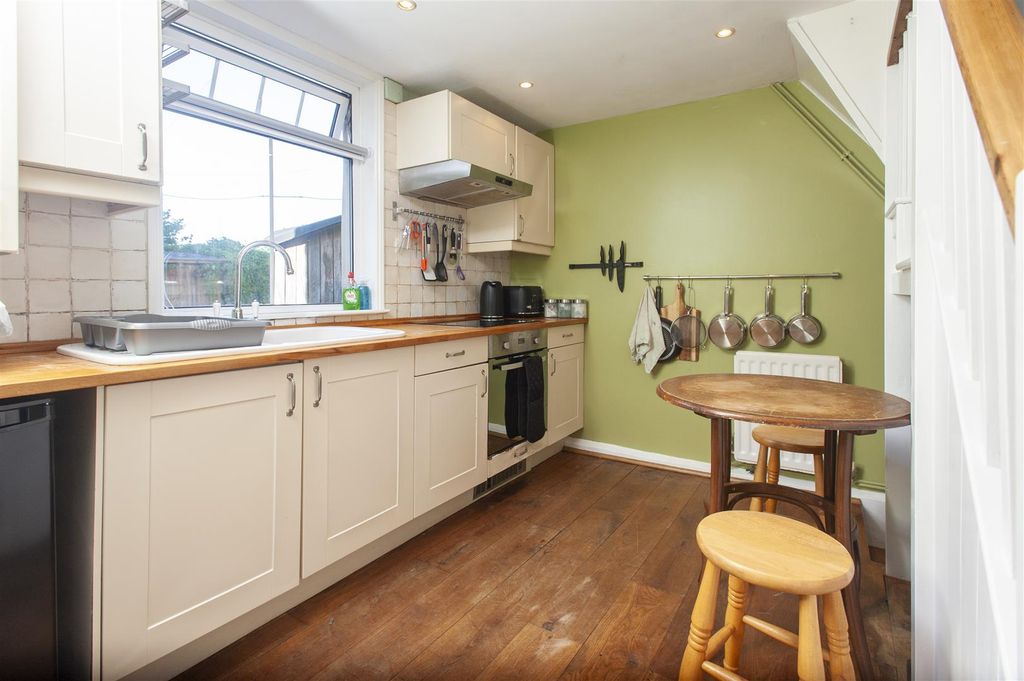 Property photo 3 of 24 Hollybevan_Airbnb-727.Jpg