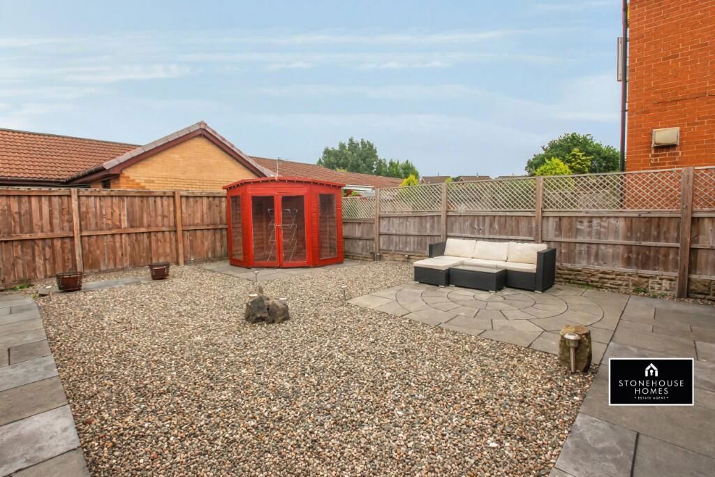 Property photo 2 of 11