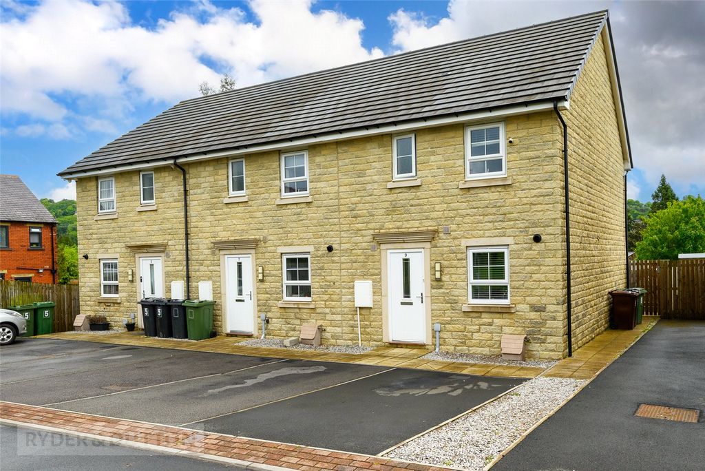 Property photo 1 of 23 Picture No. 04