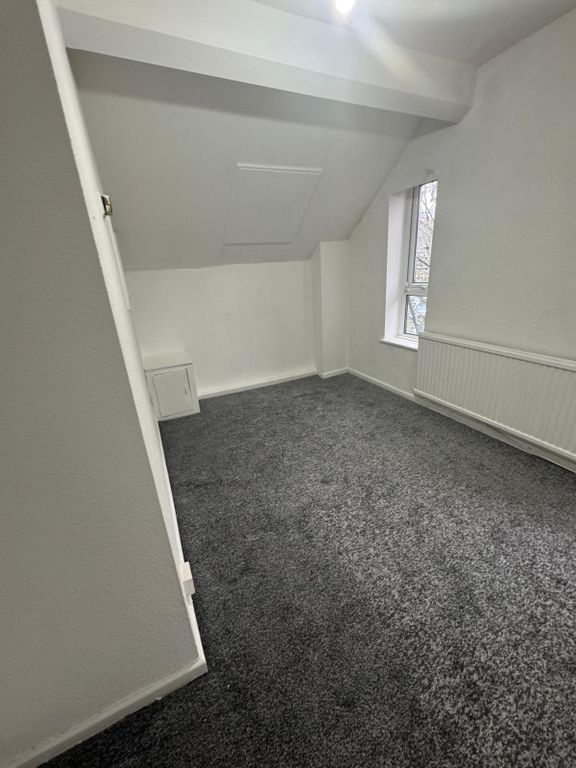 Property photo 3 of 12 Whatsapp Image 2025-10-23 At 11.41.12 Am (1)