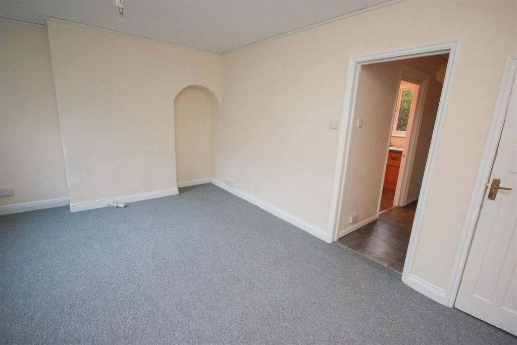 Property photo 2 of 9 Lounge 2..Jpg