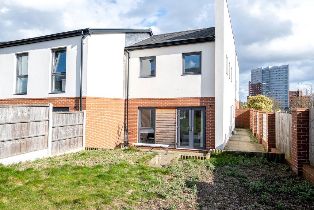 Property photo 1 of 23 Photo 34