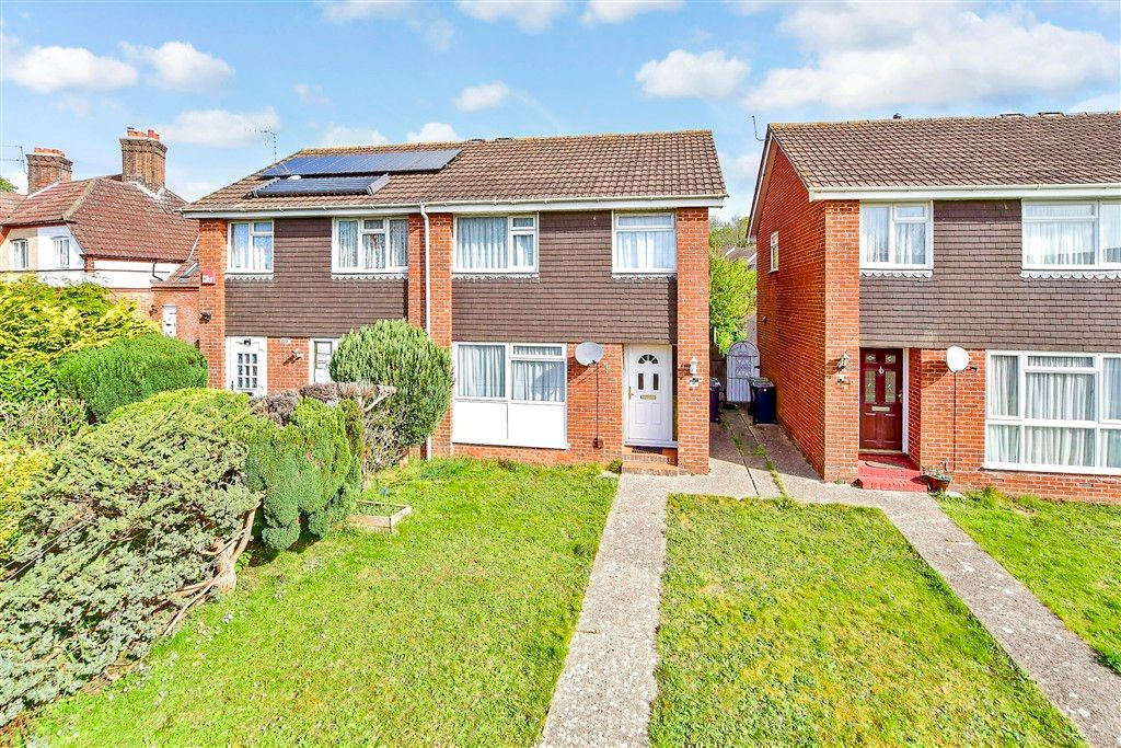 Property photo 2 of 12 Front Web 1