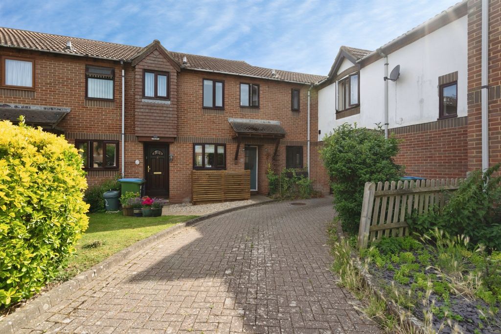 Property photo 2 of 12