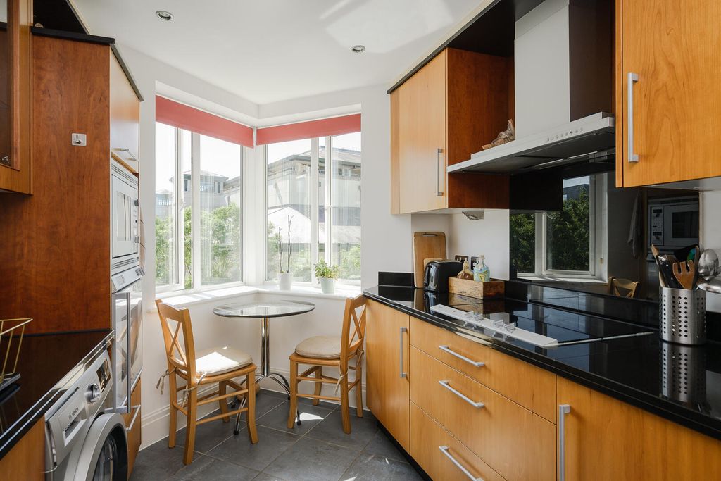 Property photo 2 of 16 Kitchen