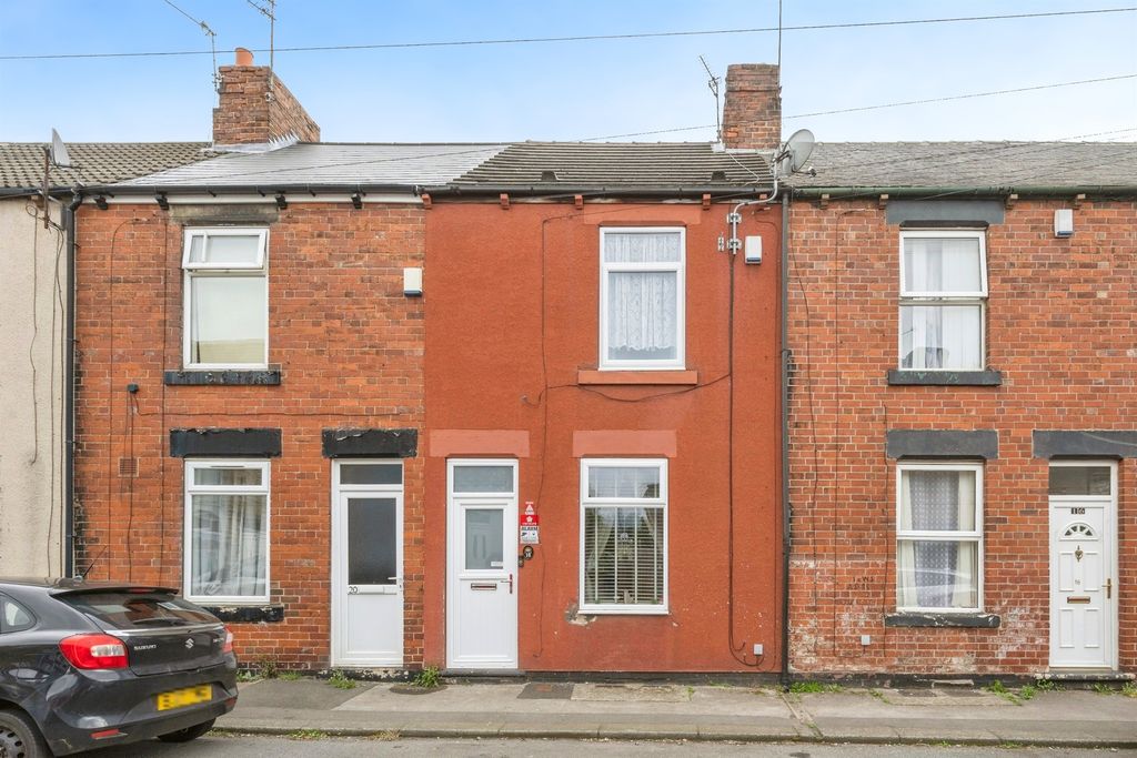 Property photo 1 of 17