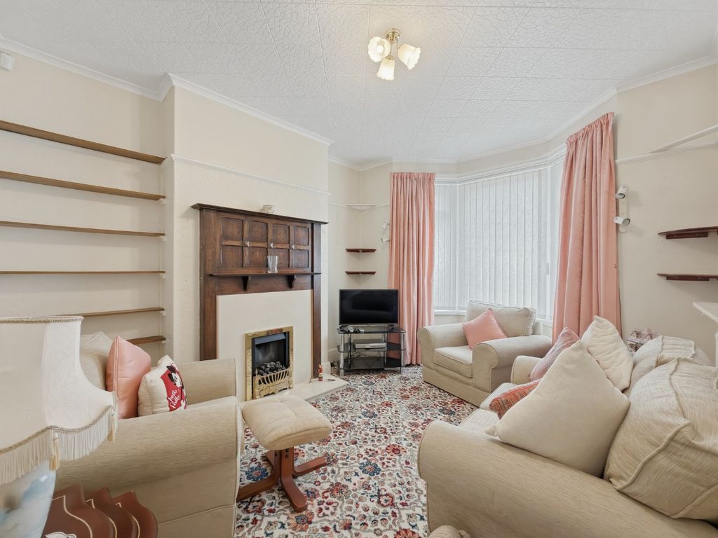 Property photo 2 of 20 4921554