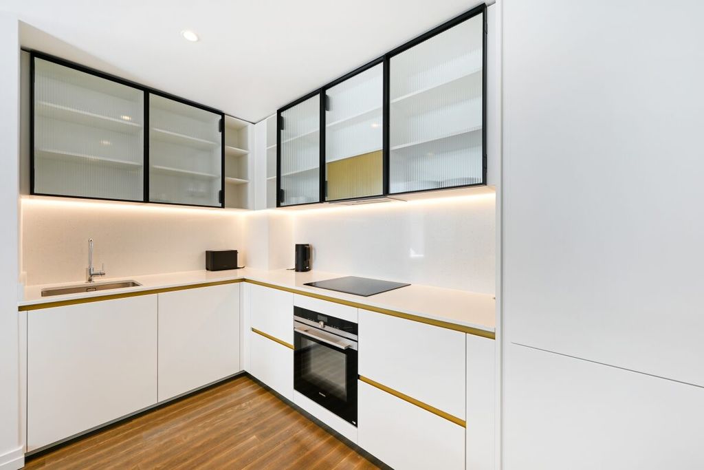 Property photo 2 of 10 Jll