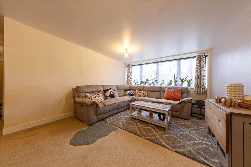 Property photo 3 of 11 Picture No. 21