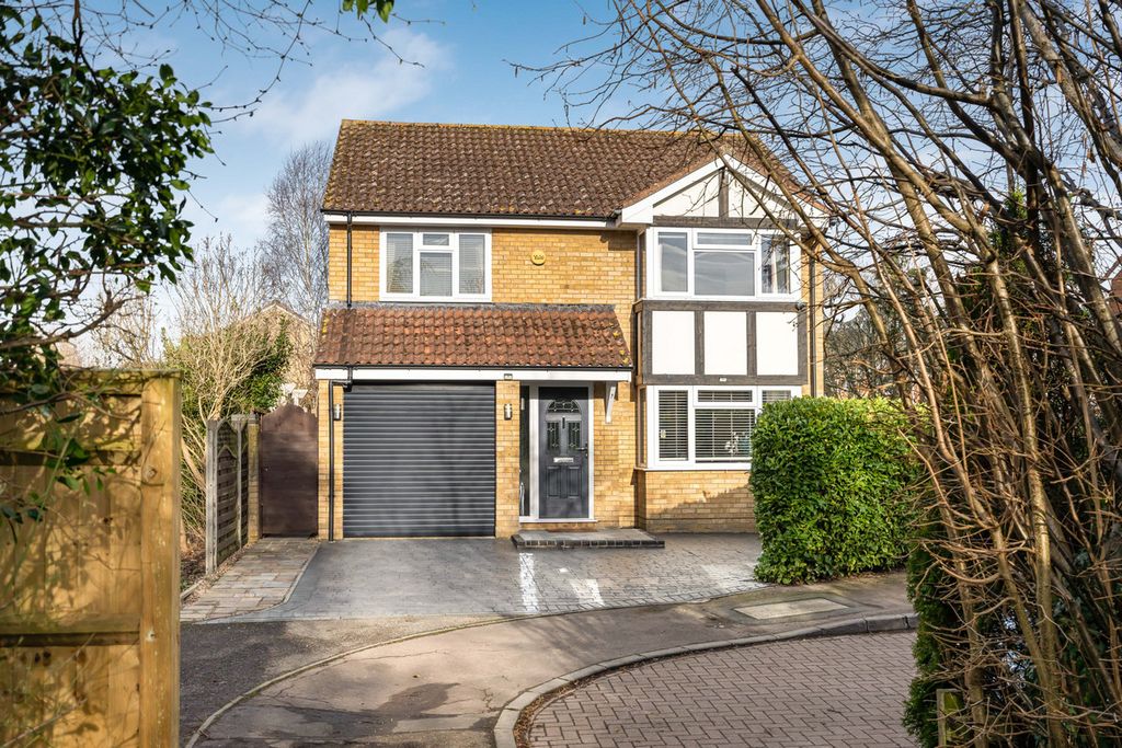 Property photo 1 of 25