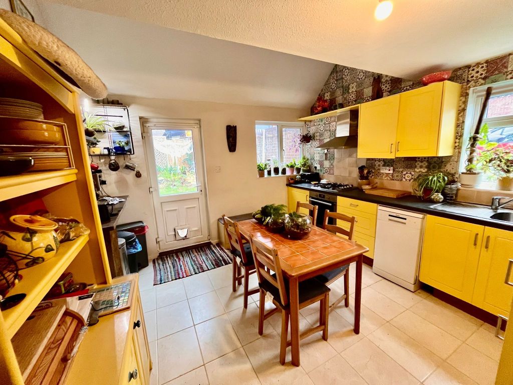 Property photo 2 of 16