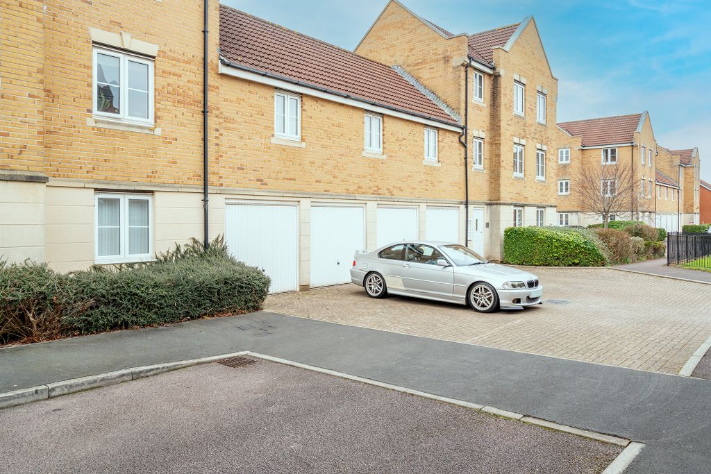 Property photo 2 of 15 Photo 2