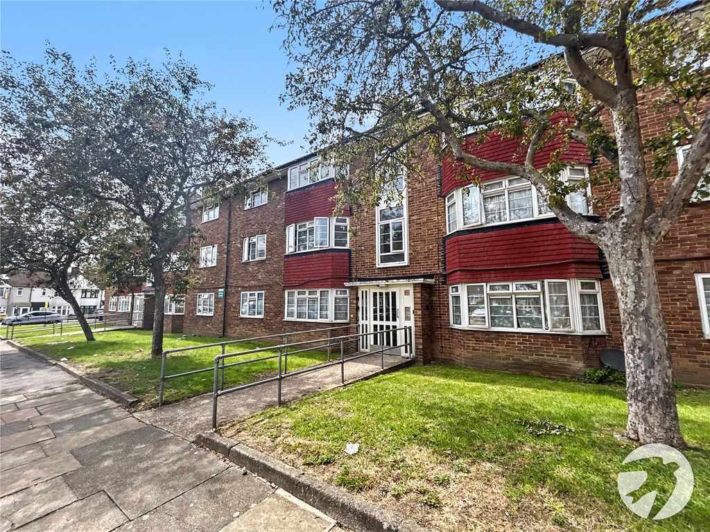 Property photo 1 of 15 Picture No. 06