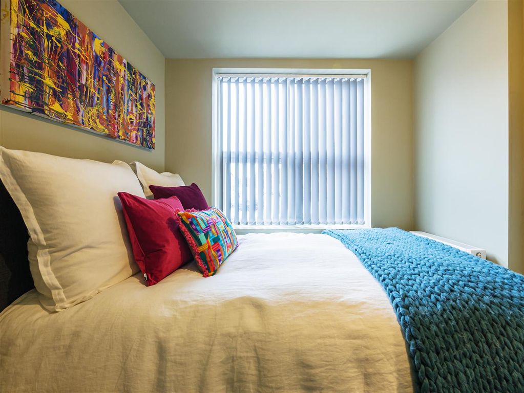 Property photo 3 of 11 P1300426-Hdr.Jpg